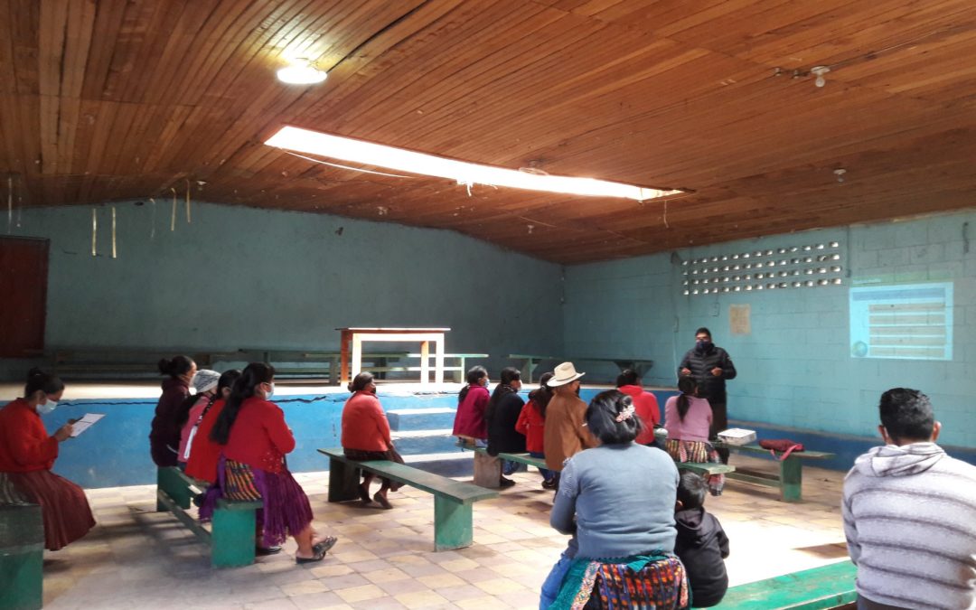 MUNI-K´at aborda taller sobre efectos del cambio climático en el agua y saneamiento.