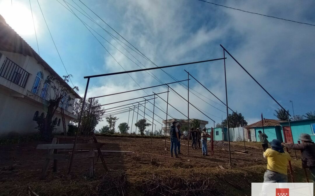 Se continúan los trabajos de construcción de Infraestructuras productivas en el municipio de San Antonio Sacatepéquez.
