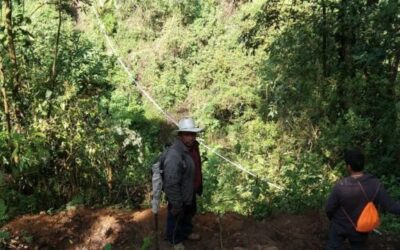 Se realizan  trabajos de introducción de tubería sobre la línea de conducción, en el Caserío Buena Vista del Municipio de Esquipulas Palo Gordo, San Marcos.